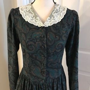 Vintage Laura Ashley Lace Collar Green Dress 10